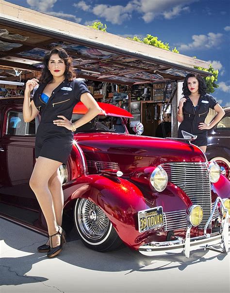 Lowriders and Pin-Ups at L.A. Classic Car Show | California Apparel News