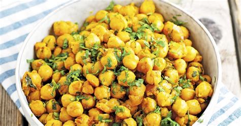 The Iron You: Curried Chickpeas