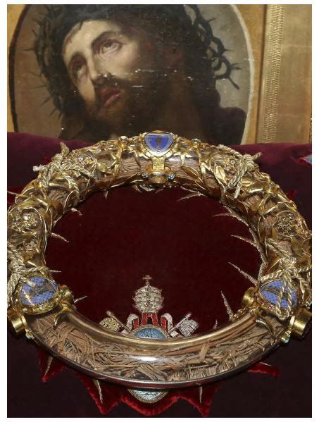 Facts about Notre Dame and the Crown of Thorns worn by Jesus Christ – MEZIESBLOG