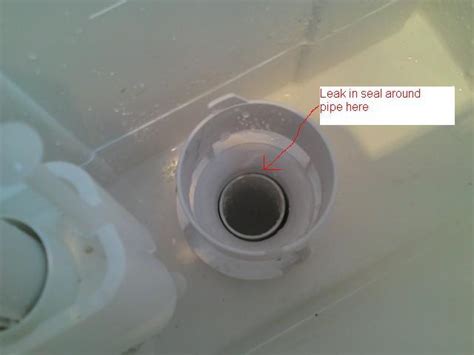 cistern leaking 1 | DIYnot Forums