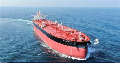 Oil jumps over 2% amid further Red Sea vessel attacks