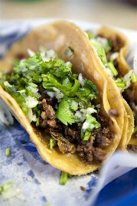 How to Make Authentic Mexican Tacos De Bistec Steak Tacos | Mexican food recipes, Recipes, Food