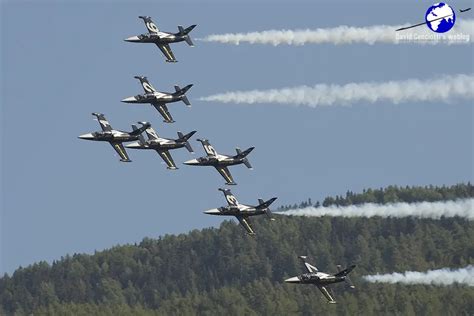 Sion airshow: warbirds, aerobatic display teams and the usual MMRCA ...