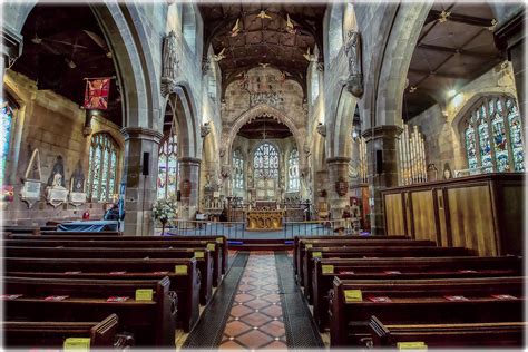 St Giles Parish Church, Wrexham | The Nave and the Chancel :… | Flickr