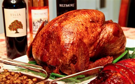 The Thanksgiving Dinner Drinking Game | Thought Catalog