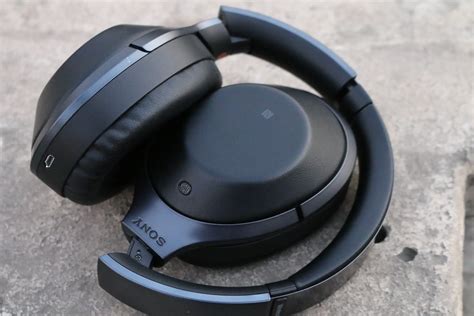 Sony MDR-1000X Review, Best In Class Noise Cancellation - Gadgets To Use