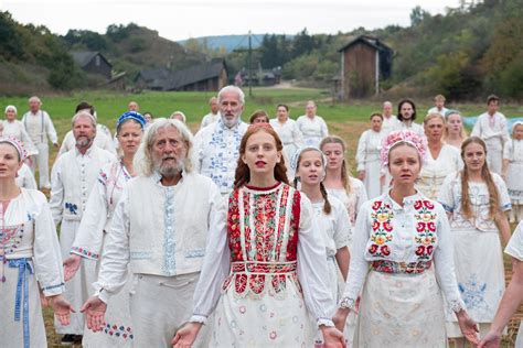 “Midsommar,” Reviewed: Ari Aster’s Backward Horror Story of an American Couple in Sweden | The ...