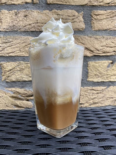 Iced Caramel Latte: What Is It and How to Make It at Home?