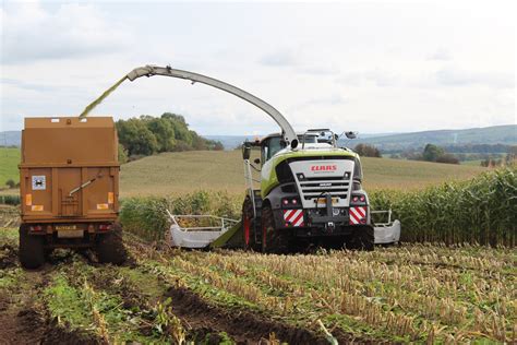 Five key features of the new Claas Jaguar forage harvester - Agriland.ie