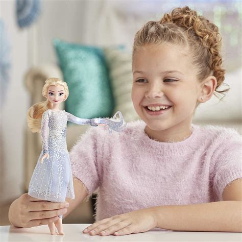 Frozen 2 Elsa doll with ponytail from battle with Nokk scene - Magical Discovery doll from ...