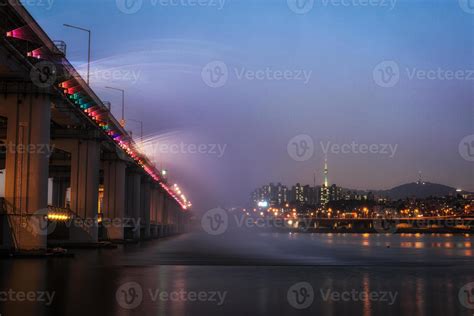 Banpo Bridge Rainbow Fountain 791212 Stock Photo at Vecteezy