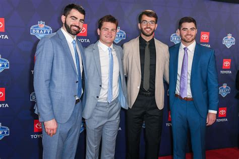 Drake Maye's Brothers Had Perfect Post-Draft Message For Him - The Spun