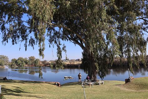 Vaal River fishing at La Retraite Parys - Gone Trekking