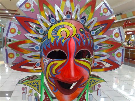 The Keeper of Spring: THE MASSKARA FESTIVAL, ANOTHER LOOK