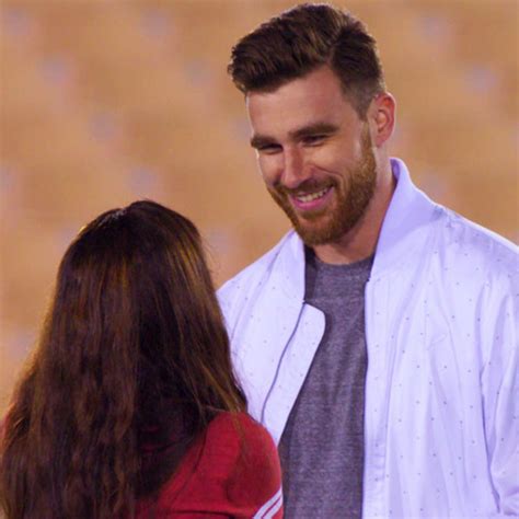 Catching Kelce's 50 Contestants Only Have 60 Seconds to Impress Travis ...