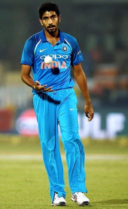 Jasprit Bumrah (Cricketer) Wiki, Age, Girlfriend, Family, Caste ...