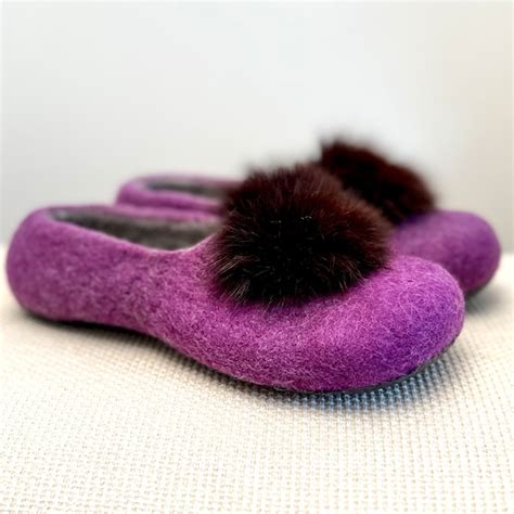 Pom Pom Slippers - Etsy