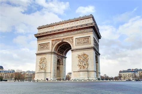 Paris : visite des points forts de la ville à vélo | GetYourGuide