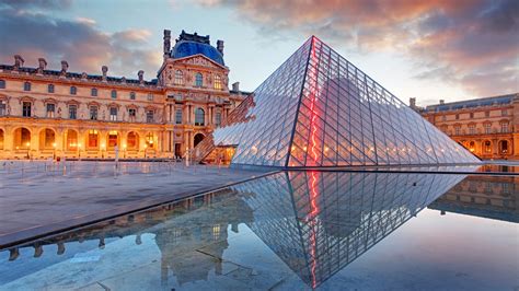 Louvre Museum