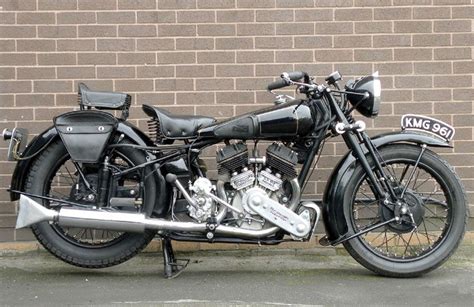 BROUGH SUPERIOR SS80 1924 - thecubmag.com