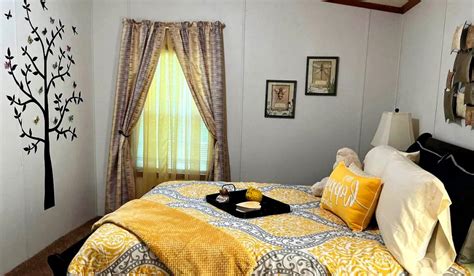 Mobile Home Window Treatments: Curtains, Blinds, and Shades