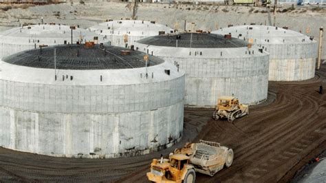 Hanford workers report odors outside tank farm | king5.com