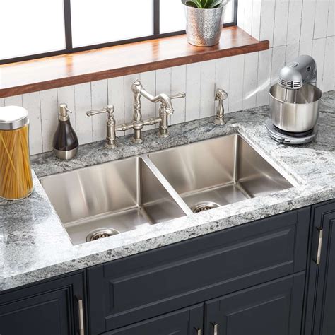 33" Ortega Double-Bowl Stainless Steel Undermount Sink - 4-Hole ...