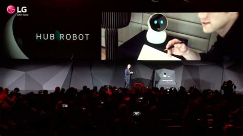 LG robot kadrosunu CES 2017'de gözler önüne çıkardı