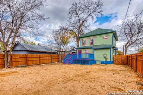 A newly restored Victorian south of downtown may be the most colorful ...