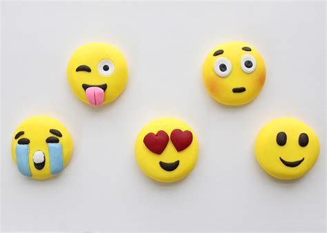 Polymer Clay Emoji Faces Tutorial - Woo! Jr. Kids Activities