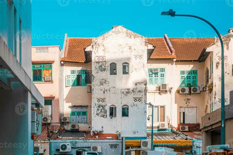 Colorful Chinatown Architecture of Singapore 30727952 Stock Photo at ...