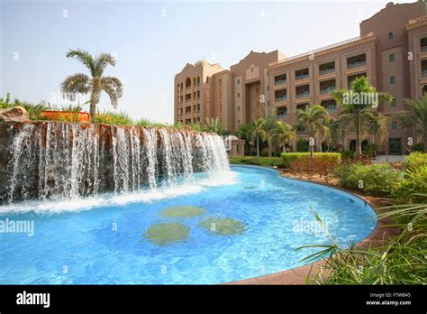 Swimming Pool in Emirates Palace Hotel, Abu Dhabi, United Arab Emirates Stock Photo - Alamy