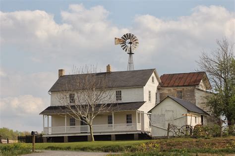 The Old White Farmhouse: Swartzentruber Amish Pt. 2