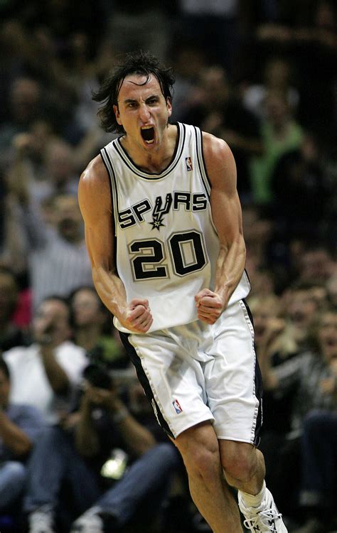 Manu Ginobili becomes a Hall of Famer after a career of Eurostep