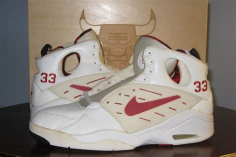 What Is The Nike Huarache | SneakerNews.com