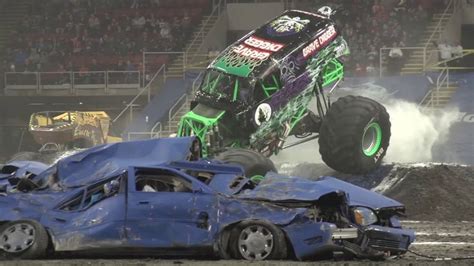 Grave Digger driver Krysten Anderson Freestyle Fargo | Monster trucks, Freestyle, Famous monsters