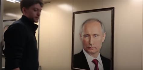 Viral prank video mocks Putin’s cult of personality · Global Voices