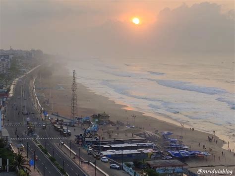 The Beautiful Beach Road at Vizag - Travel Tales from India and Abroad