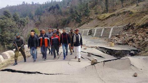 J-K: 13 houses damaged in Ramban district due to landslides | Today News