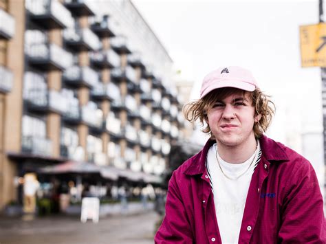 Self-proclaimed “loud and annoying” singer-songwriter RatBoy is bringing back nineties music ...