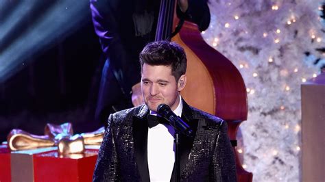 Singer Michael Bublé announces his 3-year-old son has cancer | abc10.com