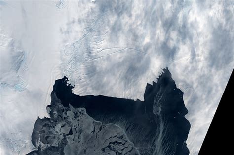 Pine Island Glacier Rift from Landsat | For the last year, t… | Flickr