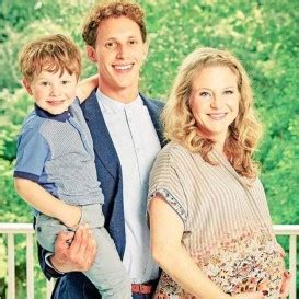 Kellie Bright Husband, (Actress) Net Worth, Age, Parents, Children