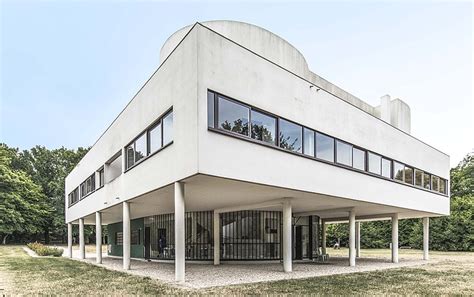 Villa Savoye: An architectural Sculpture - The Arch Insider