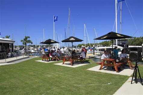 Bar & Restaurant Booking - Queensland Cruising Yacht Club