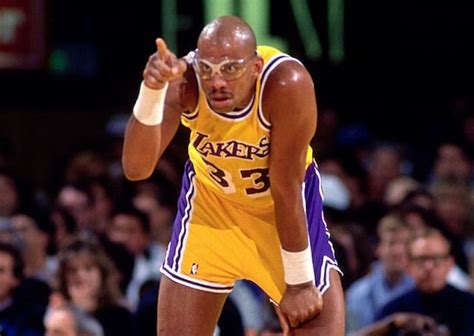 This Day In Lakers History: Kareem Abdul-Jabbar Sets Odd NBA Record In ...