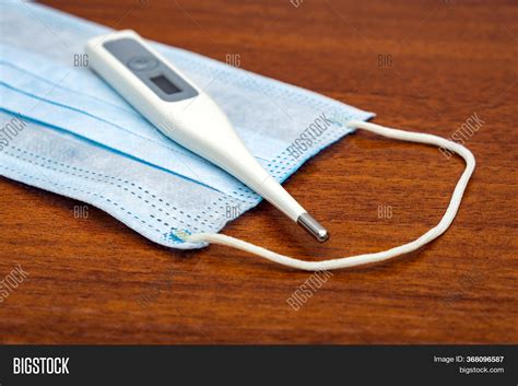 Medical Flu Mask Image & Photo (Free Trial) | Bigstock