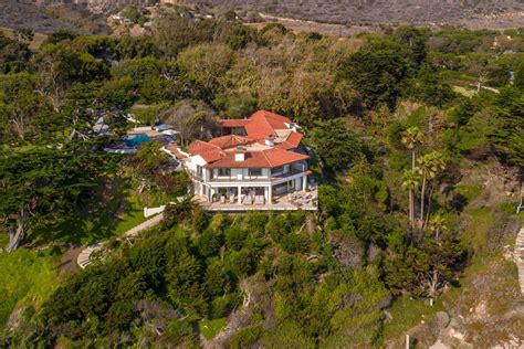 Kim Kardashian Buys $70 Million Malibu Beach House: Pictures | In Touch Weekly