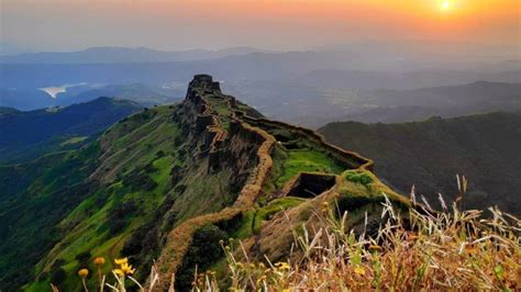 Rajgad Fort Monsoon Trek Tickets by Trekhievers, Pune Event