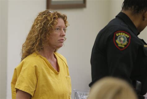 New charge for Tonya Couch, mom of "affluenza" teen Ethan Couch - CBS News